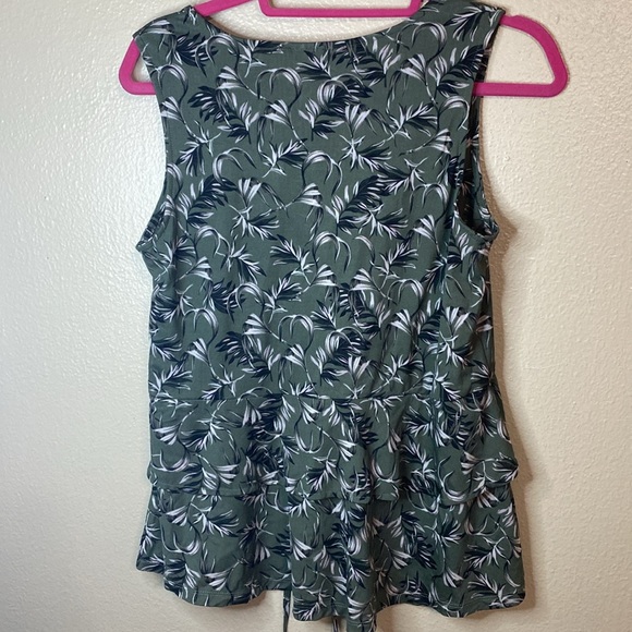 Style & Co Palm Blouse - Picture 4 of 4